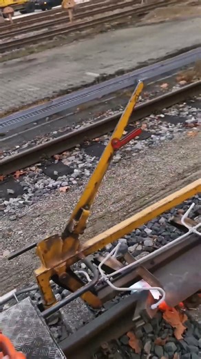 Rail Stretching Process Using the Blowtorch Heating Method