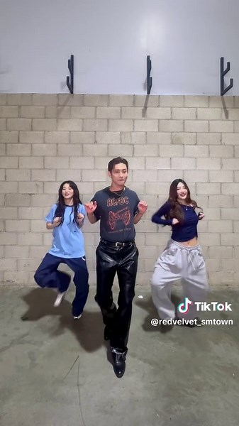 Exploring 'Psycho' by Red Velvet: Insights and Reactions