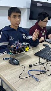 152 reactions · 3 comments | Quand on voit un robot avancer ou reculer, ça paraît simple… mais derrière, il y a toute une logique que nos enfants apprennent à programmer 烙 Ici, ils ne “jouent” pas juste avec un robot : ils comprennent comment penser et structurer une suite d’actions pour le faire bouger correctement ✨  Pour plus d’infos et inscriptions : 0556 32 80 78 | Techmology | Facebook