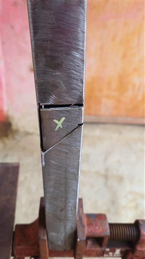 Welder's secrets when working with thin metal #welding #welder #fabrication #metalworking