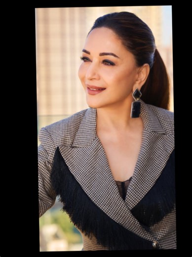 Bollywood Dance Workout with Madhuri Dixit