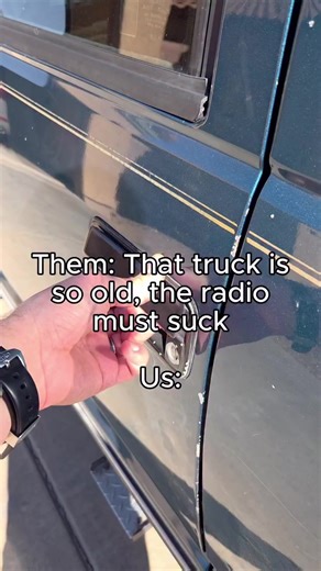 What’s the sound system like on your OBS Chevy? Let us know! If you have a ‘95-‘02, you can upgrade it in a BIG way with one of our radio kits, link in bio! Stay tuned for our ‘88-‘94 version coming 🔜 #reversionraceworks #obschevy #gmt400 #chevytruck #obstruck