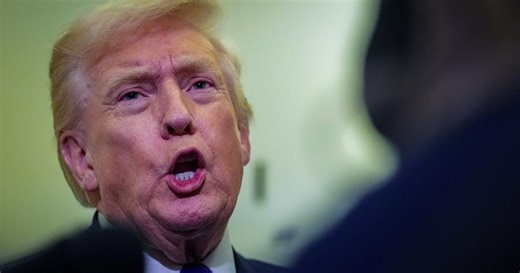 Trump affiche sa proximité avec son «ami», le président du Honduras