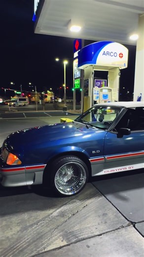 Exploring Old School Cars on Late Night Drives