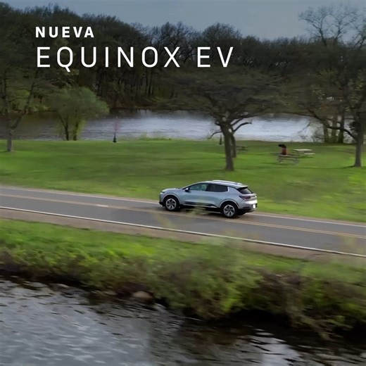 La innovadora SUV de gran conectividad y seguridad: Equinox EV. Sé de los primeros en conocerla. Regístrate: https://s.chevy.com/EqnxEV | Chevrolet