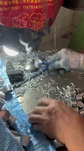 Edge stamping process for aluminum cups