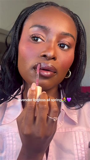 purple lipgloss is teaaaa🙂‍↔️💐 @ILIA Beauty lip glaze shade mosaic & lip sketch crayon shade tableau #makeuptutorial #beautytok #lipglosses #fyp