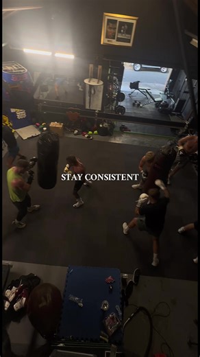 Killer🐊 #killerstrength #BoxingTraining #PersonalTrainer #BoxingCoach #TrainHarder #TrainHarder #MindsetMatters #gym #strengthandconditioning