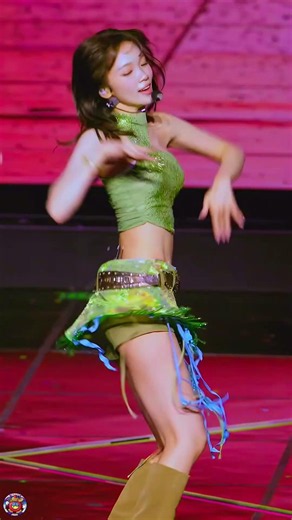 세라핌 김채원 Le SSerafim Chaewon