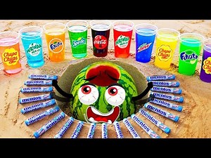 Experiment: Watermelon vs Coca-Cola, Fanta, Pepsi, Mentos | Doodles in Spanish