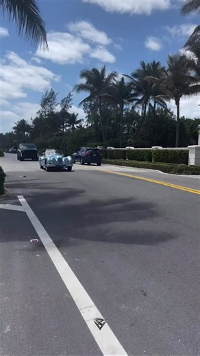 Superwatchman on Instagram: "@davidbeckham was while driving his approximatly $ 120,000.00 light-blue 1950s Jaguar XK140 SE Drophead Coupe wearing a presidential 40 mm Rolex Day-Date with the 40th years anniversary dial with Roman numerals, surrounded by a factory diamond-set bezel. #superwatchman #rolex #davidbeckham Price market: $ 65,000.00 Reference: 228345RBR-0011 Edit: @superwatchman"