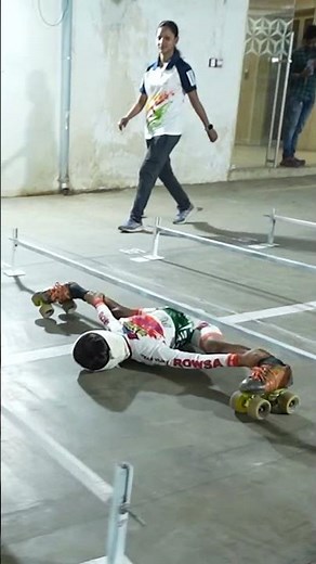 Lowest limbo skating over 25m - Guinness World Records