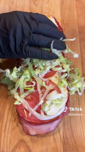 Delicious Gabagool Sandwich Recipe | Easy Day 6 Sandwich Series