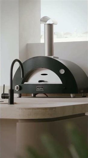 🌅 In questo incantevole allestimento domestico curato da...