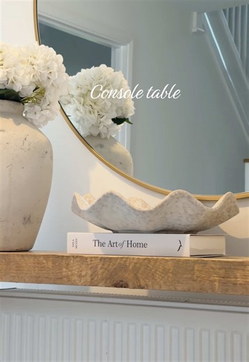Console Table Transformation for a Cozy Hallway