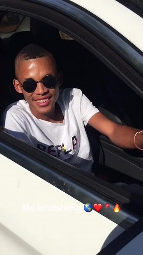 Tlhapa obe skoon❤️🥺🌎📍😆💰 @Pheli’s President vlog🥇 #fyppppppppppppppppppppppp #viral #e #drop #e #trends #replay #dla #la #ga #pe #SAMA28 #funnyvideos #fypシ゚ #vlog #viral