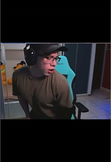 Apelapato e suas jogadas insanas em Free Fire