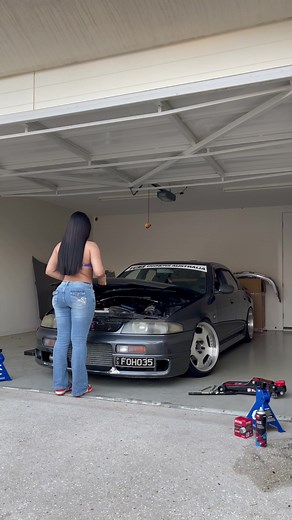 Service on My Friend's R33 Drift Car Update