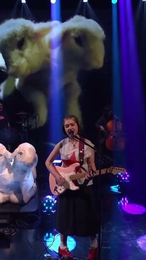 “Tractor Beam” debut on ‪@fallontonight‬