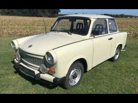 Ein Himmelblauer Trabant-Ein deutsches Kultlied (Ein Himmelblauer Trabant-A German cult song)