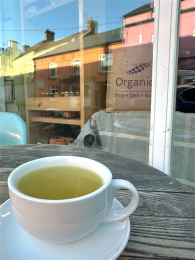 With this colder weather, it’s honestly the perfect time for a Cold Buster. It’s warming, nourishing, and just what your body needs right now. It’s great for giving your immune system a little boost when colds are going around. Our lovely Jodie is here to help and if the Cold Buster’s not your thing, we’ve got other options as well. Pop in, and we’ll help you or you can shop online at Organico.ie 💚