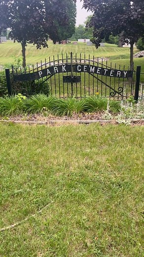 The final resting place of iconic actor James Dean. #jamesdean #jamesdeanedit #jamesdeandaydream #cemeterywandering #cemeteryexploring #indianacheck #famousgraves #fairmount #marionindiana