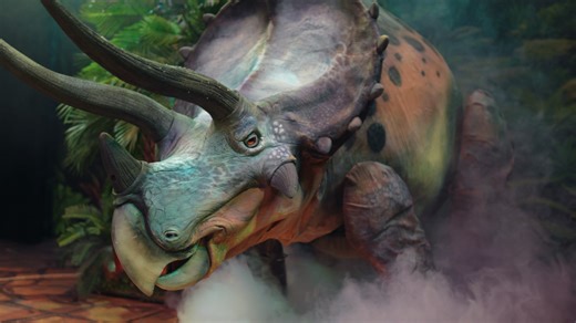 ON SALE NOW: HODDESDON For the first time since 1881, the home of dinosaurs, London’s Natural History Museum, is going on tour! We’ll go on a pre-historic journey together to the Triassic, Jurassic and Cretaceous periods and watch the life-like dinosaurs come alive right on stage! Tickets available here: https://bit.ly/41PBAix | UK Family Theatre Shows