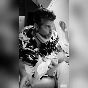 Thank you Steven LaBrie for posting this fab little video of our man. Oooh that voice ♥️. Could listen to it all day long | Sébastien Izambard Fanpage - Sebbyholics