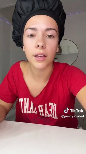 How to Use a Bonnet for Curly Hair Care