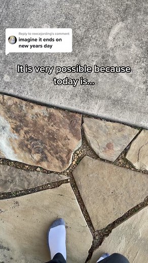 Replying to @reecejording can we make it to new years? #coinflip #dailycoinflip #cointoss #dailycointoss #CODSquadUp