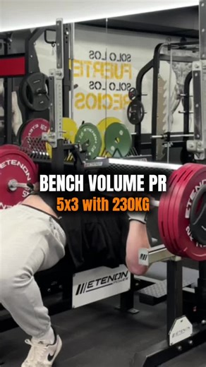 Pants from @DFYNE code: ELIAS #strength #benchpress #bench @Ksenia Sadekova | Fitness