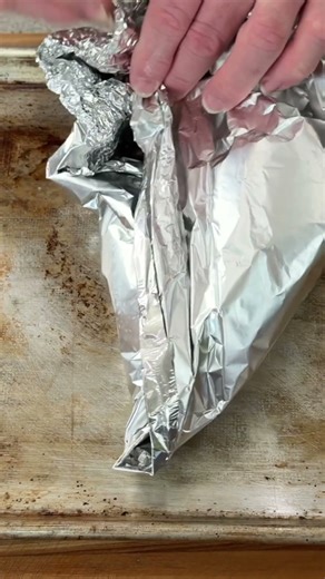 Easy Cleanup After Cooking Bacon in the Oven | No Mess, No Scrubbing!