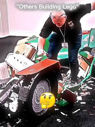 Others Building Lego vs The King #shorts #skulledit #viral #trollface