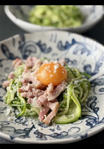 Spaghetti Carbonara Légère avec Courgettes