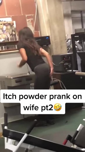 itch powder prank on wife pt2😂😂 #wife #funnyvideo #fyp #foryou | Funny Prank Videos