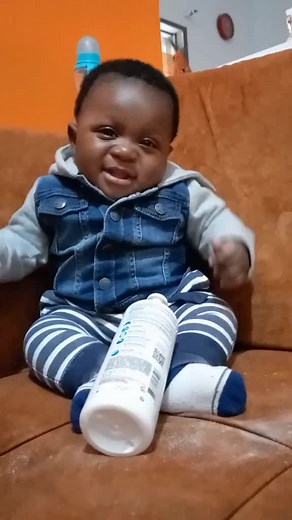 Vidéos de bébé_BOSS (@bebe_boss1) avec Baby Face - Official Sound Studio