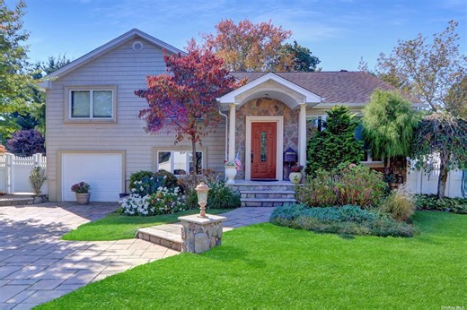 712 Morris Ct, East Meadow, NY 11554 - MLS L3587996 - Coldwell Banker