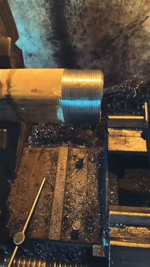 Lathe Machine Working | External Thread Cutting in Industry 🔩⚙️ #shorts