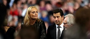 VIDEO – Laurent Gerra fête ses 49 ans: qui est Christelle Bardet, sa compagne ?