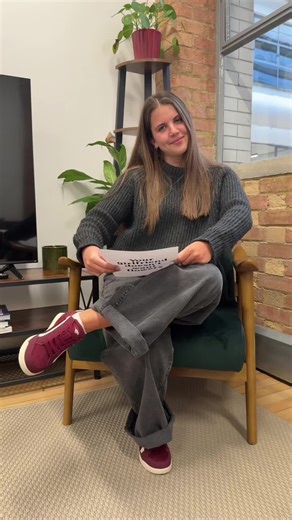 🌸 Forget the flowers… they want Rocket Dog shoes. 👟💖 #RocketDogsUK #Trainers #RocketDogFootwear #Y2K