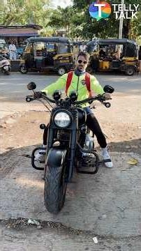 Karan Veer Mehra ne ki ek SWANKY bike mei entry Football practice ke liye #shorts #karanveermehra