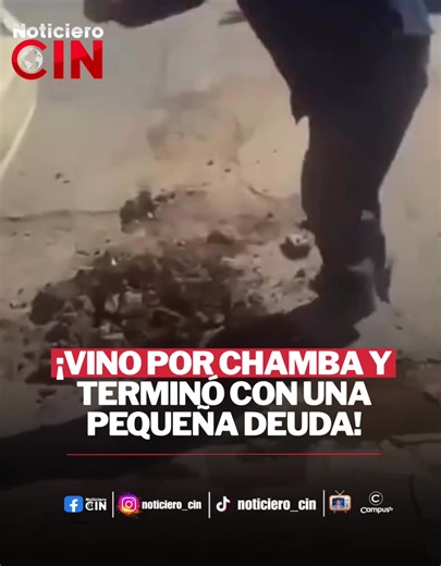 🔴👉🏼Trabajador de SIDEAPA en #GómezPalacio termina dañando un vehículo estacionado mientras, con todo el power, iba decidido a clausurar la toma de agua de una ciudadana. La dueña no se quedó callada y grabó el momento exacto Porque claro... si no hay agua, mínimo que haya espectáculo. ¿Error humano o exceso de emoción laboral?