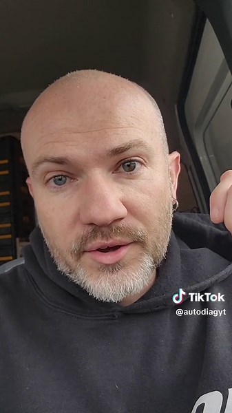 quick and easy CAN Bus testing with the uScope from AESWave.com #uscope #canbus #automotive #mechanic #diagnostics