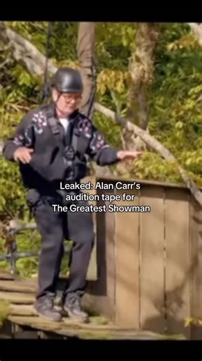 The Alan Carr x Greatest Showman crossover we didn’t know we needed | London Theatre Direct