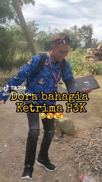 artis dora keterima jadi pegawai negeri maslurrr menyala doraku #fyp #artisdora #foryoupage #trending #masukberanda #pringsewulampung #lampungpride🔥
