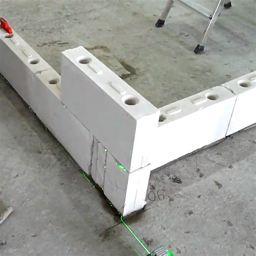 Deconstructing a New Build Part 2, Bathroom Block Partitions | DIY & Crafts