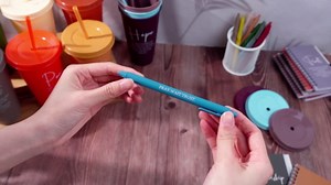 Potchen 30 Pcs Christian Gifts Bulk Bible Verse 24 oz Plastic Cups Spiral Notebooks Ballpoint Pens, Religious Gifts for Women Men Church Prayer (Bright Color,Classic Style)