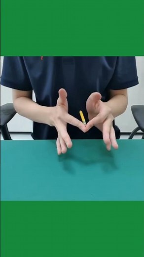 "How to Make a Pencil Disappear – Easy Magic Trick Tutorial"