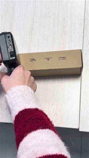 How to Print Your Logo on Any Box in Seconds! 🖨️📦