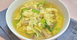 How to cook egg soup. A simple recipe for egg soup